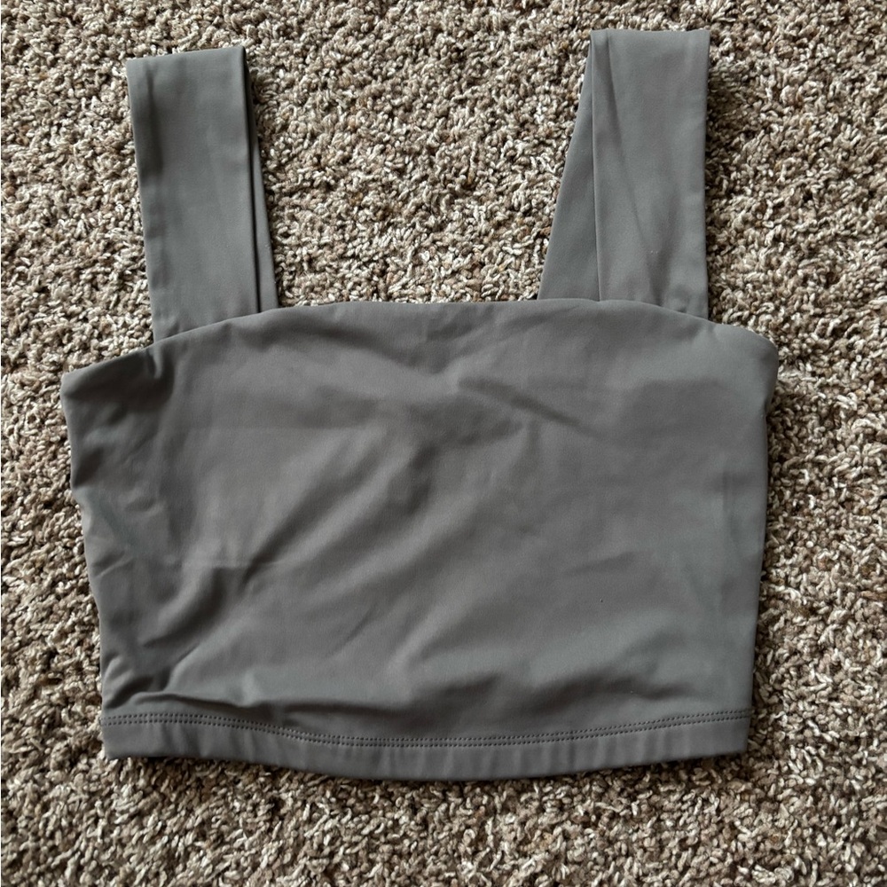 Gray tank top